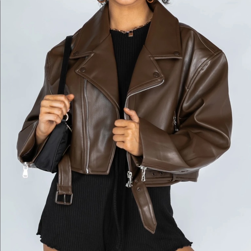 Lioness Brown Leather Jacket. Fits oversized s/m